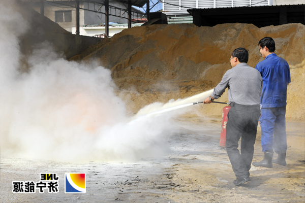 运河煤矿举办消防演习活动