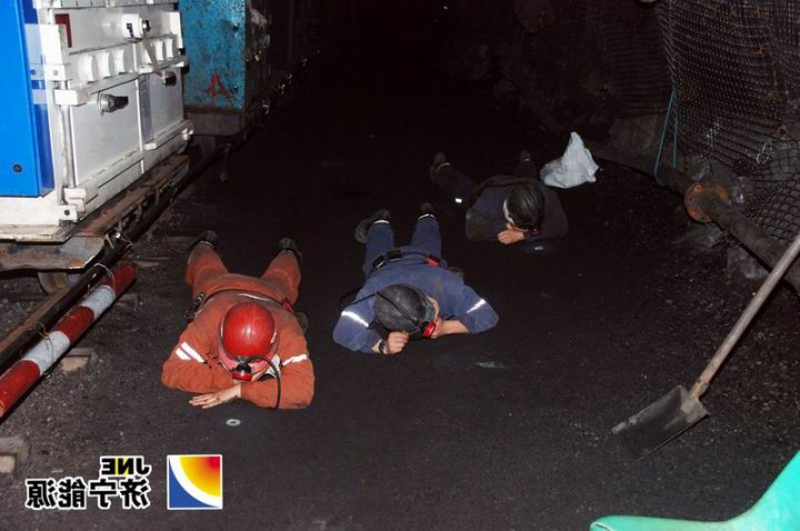 运河煤矿成功开展煤尘爆炸应急预案演练