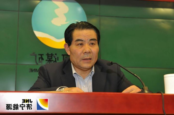 运河煤矿召开党的群众路线教育实践活动专题党课