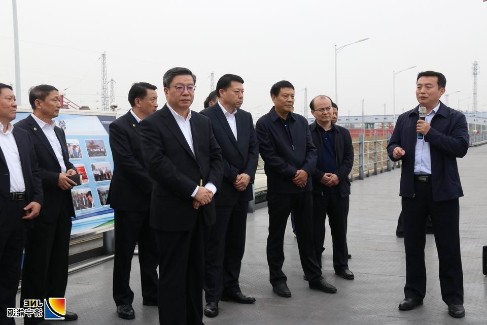 1573198156796174.jpg 济矿物流:山东能源临矿集团党委书记、董事长刘孝孔率团到济矿物流园区进行考察调研1(孙继业).JPG