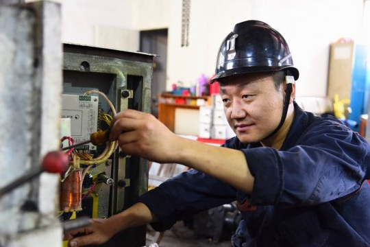 状元榜丨率先垂范展风采 以身作则创佳绩 ——记集团公司2020年职业技能大赛“状元” 王帆