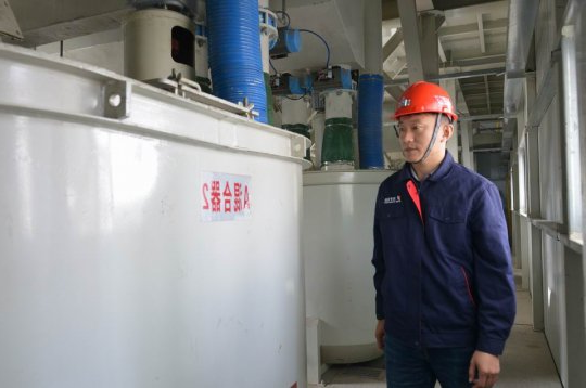 优秀技术人员事迹丨用汗水浇灌硕果   助力企业跑出“加速度”