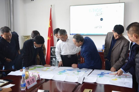 张学生参加金桥煤矿水文地质研讨专题会