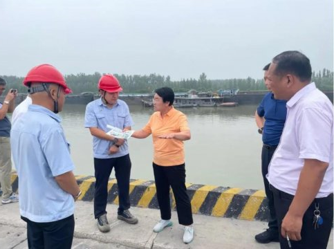 陈颖到集团公司太平港、梁山港检查指导港口污染防治集中整治工作