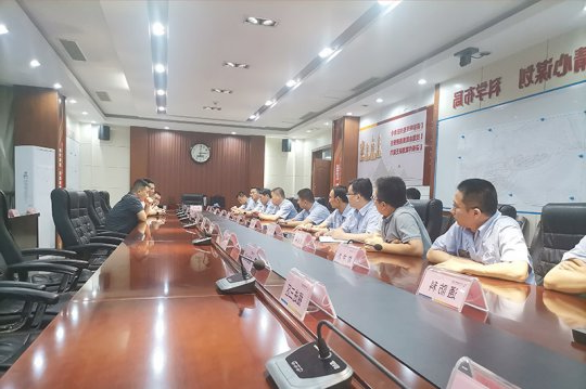 集团公司检查组突击检查霄云煤矿双节期间值班情况