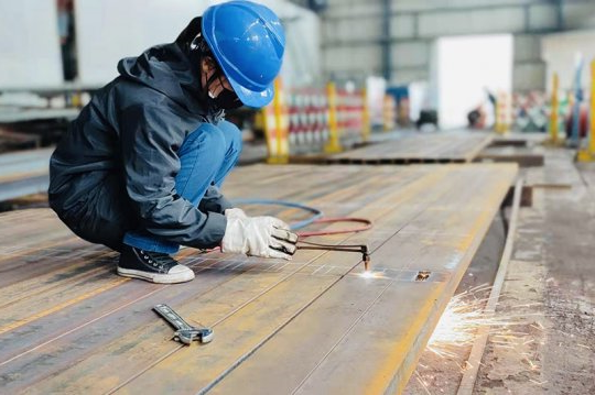 学标准·对标准·落实标准丨霄云煤矿：以干代训  以训促学  不断强化职工技能培养