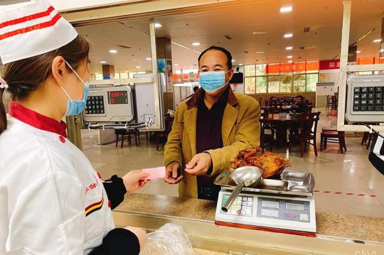 我为职工办实事丨霄云煤矿：免费工作餐让职工笑开颜