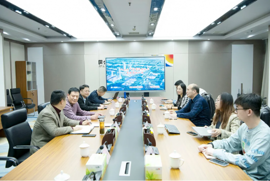 集团公司召开专题会议研究部署港航物流产业发展