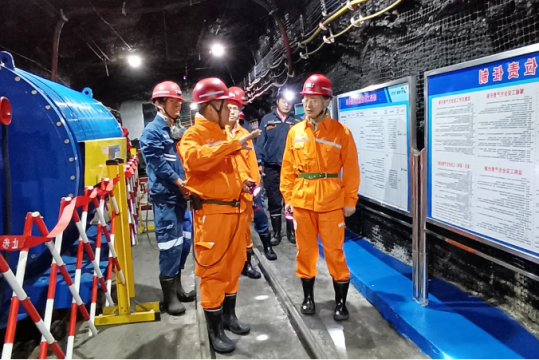 王崇景到花园煤矿督导安全生产工作