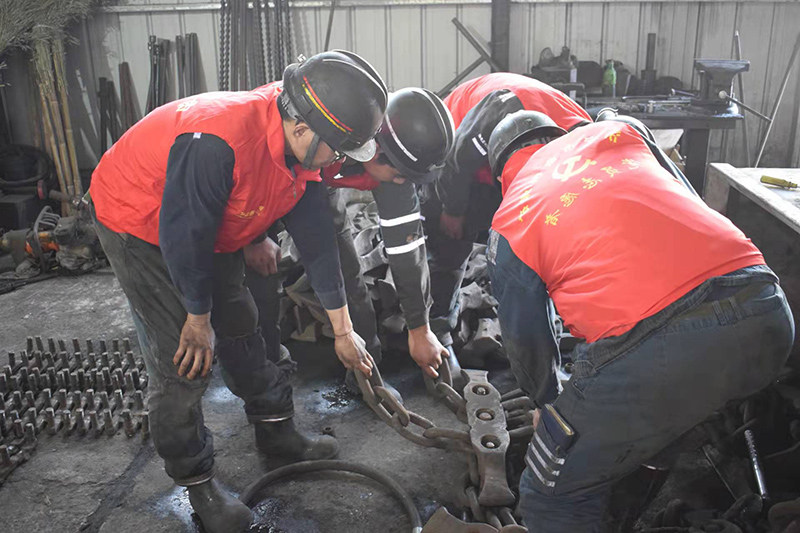 2022.3.7桥煤矿：废旧再利用 “淘宝”在行动（卓曼丽 秦士卫） (1).jpg