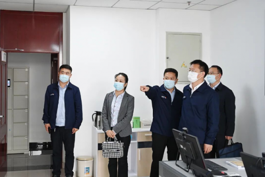 王崇景到正则招标公司调研指导工作