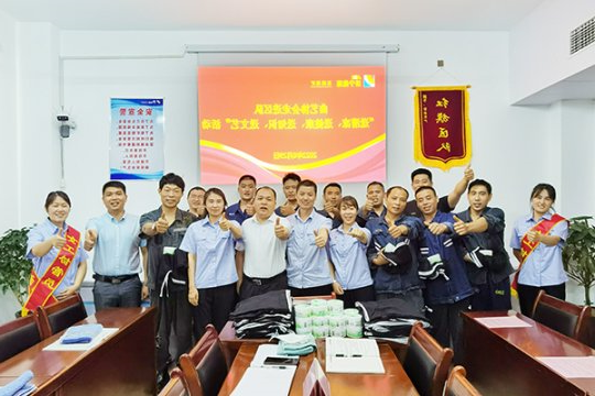 花园煤矿曲艺协会进区队  开展“送清凉、送健康、送知识、送文艺”活动