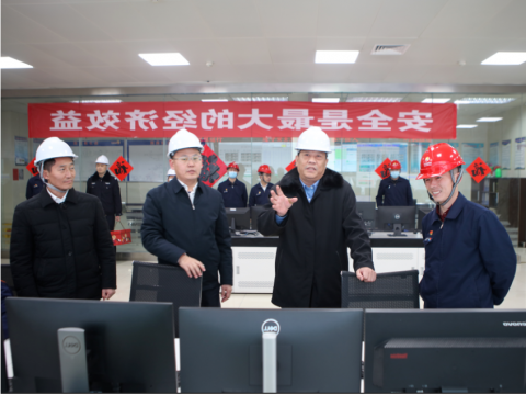 张广宇大年初一到阳城煤电看望慰问一线干部职工