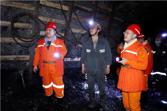 王崇景到运河煤矿检查指导工作