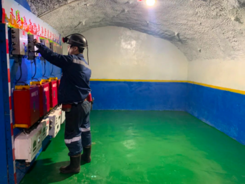 打造机电硐室“样板房”，安居煤矿综采工区以“亮点”创建助推标准化提升