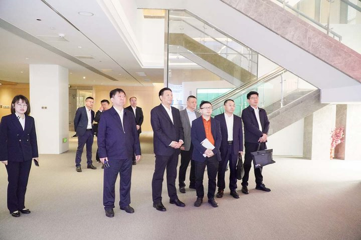 张广宇在厦门市开展商务活动