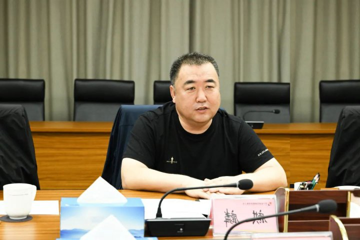 扎赉特旗领导到访济宁能源开展座谈交流