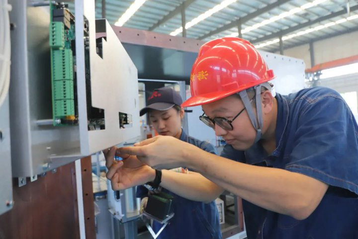 海纳科技开足马力忙生产，打好冲刺年目标收官战