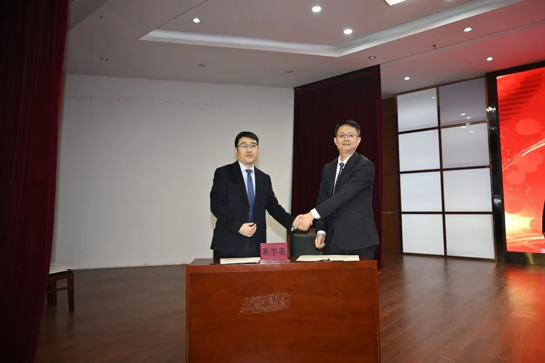 1705739144370675.jpg 2.jpg