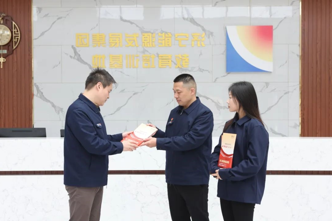 1709599959929142.jpg 640000.jpg