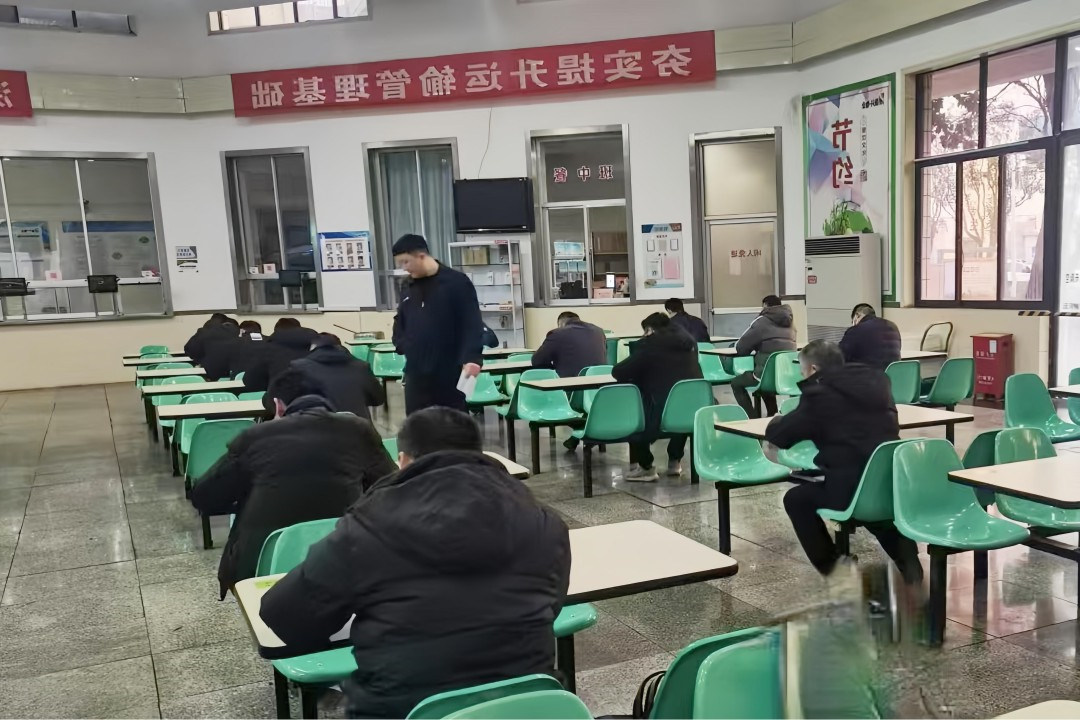 1740385403900655.jpg 1.jpg