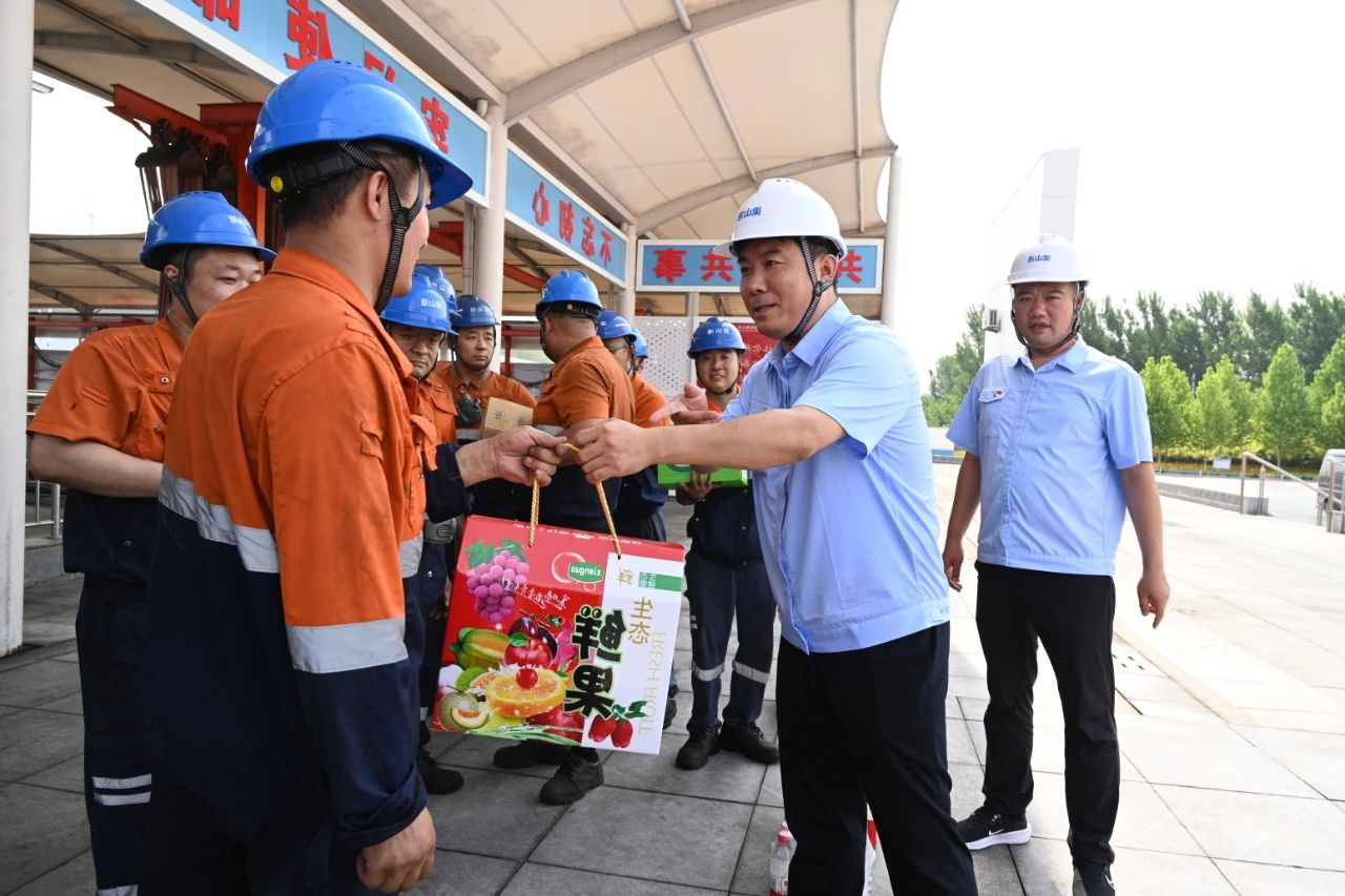 1750060908476361.jpg ff9ad8439b441145fb6b208c5416de17.jpg