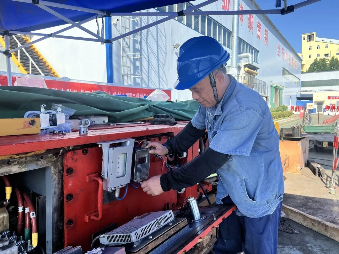 1759888012564103.jpg 002.jpg